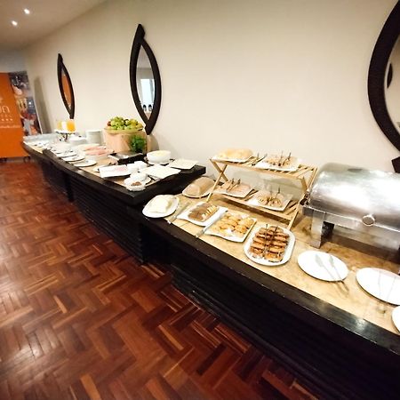 Sun Hotel Warnes Екстер'єр фото