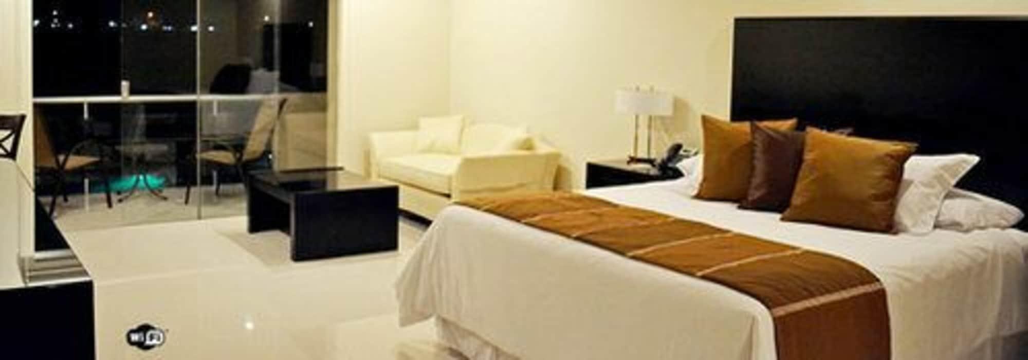 Sun Hotel Warnes Екстер'єр фото