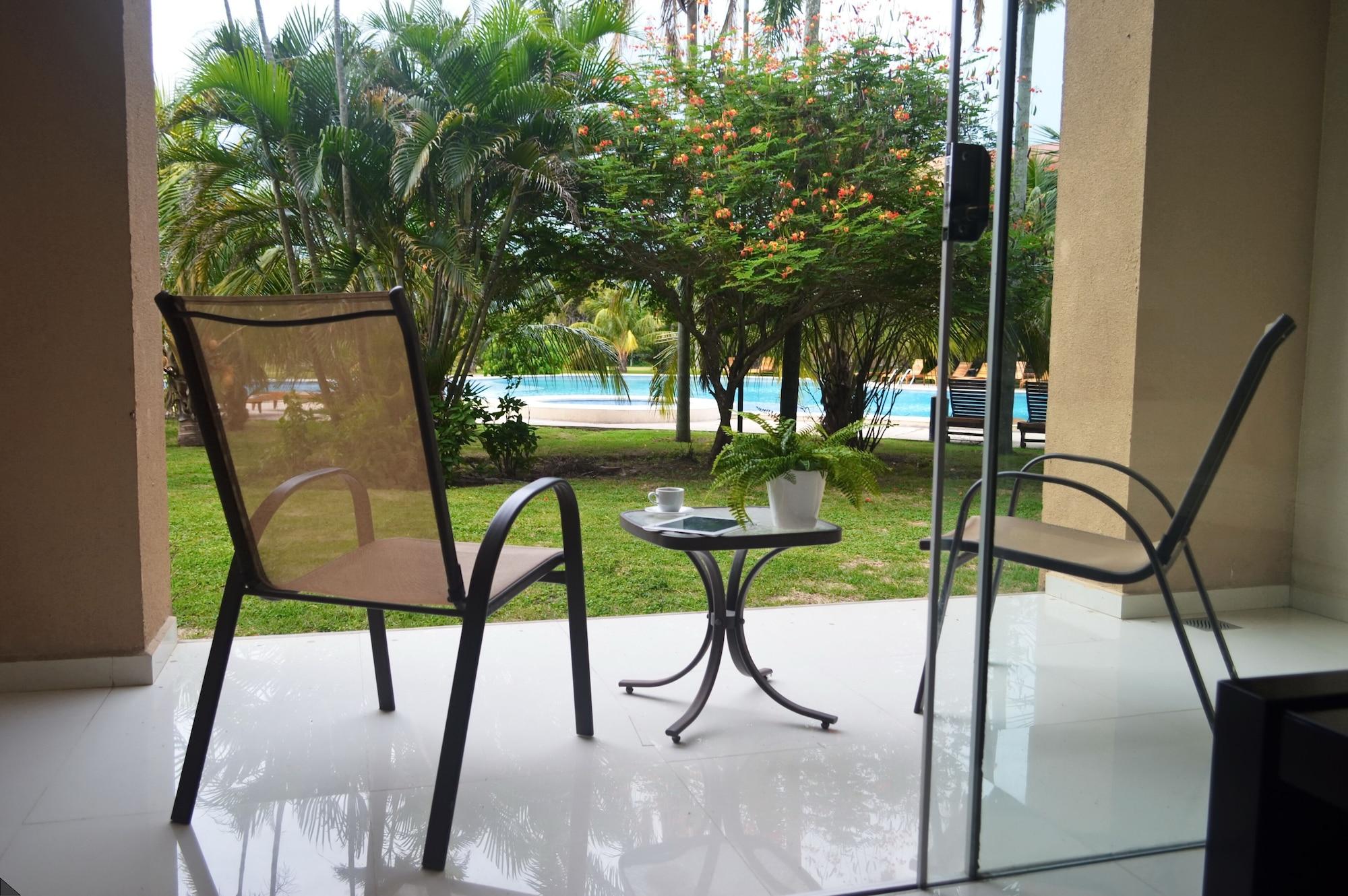Sun Hotel Warnes Екстер'єр фото
