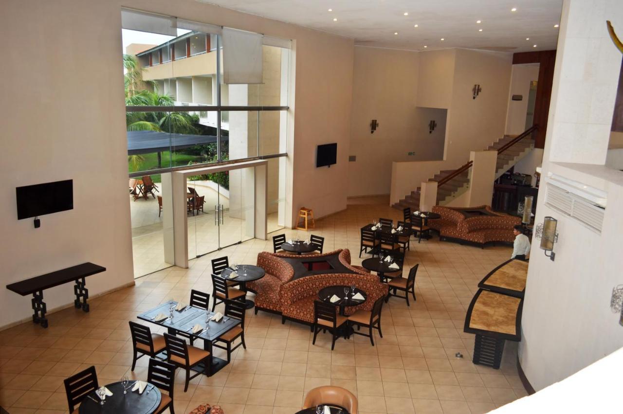 Sun Hotel Warnes Екстер'єр фото